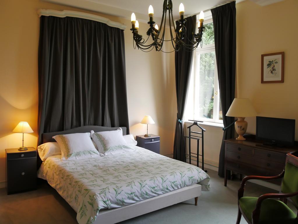 Chambres D'Hotes Chateau De Courcelette Hem Szoba fotó