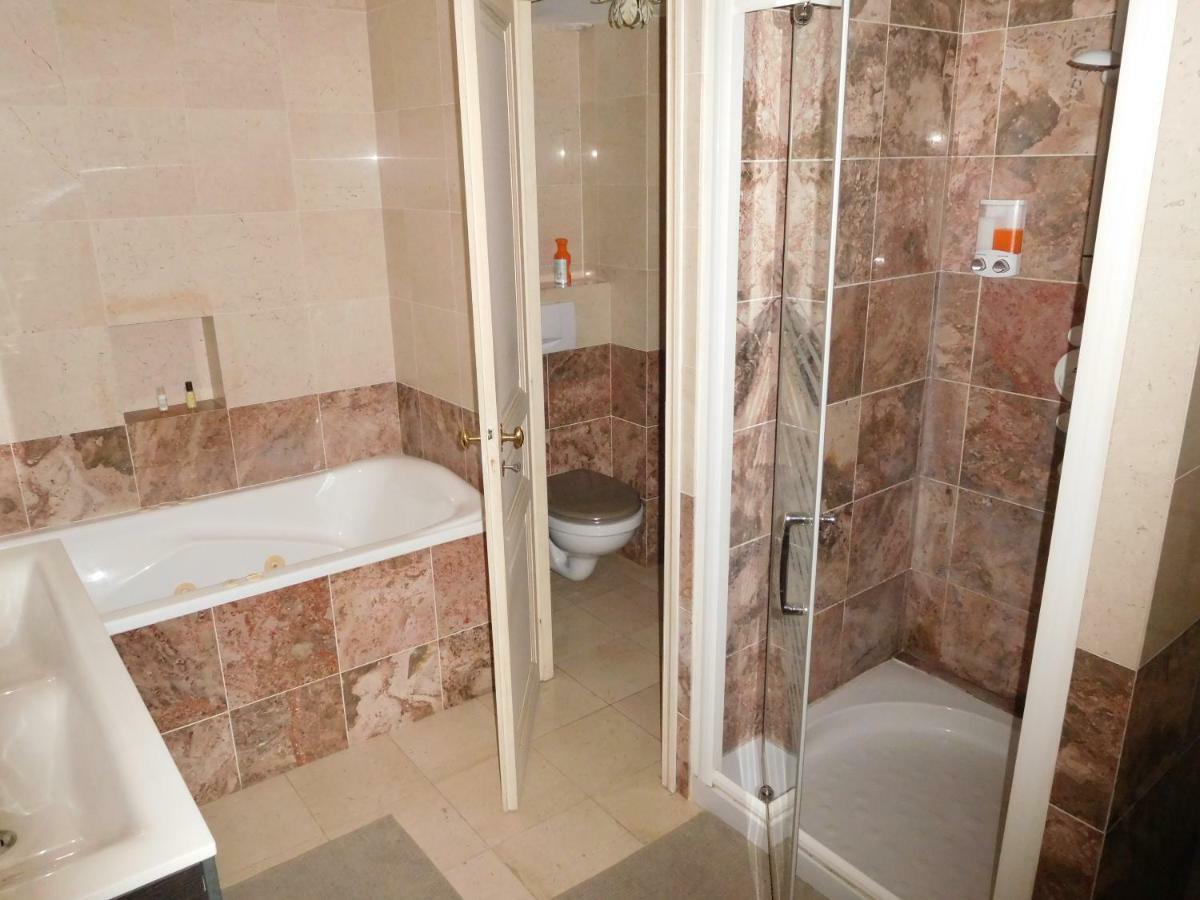 Chambres D'Hotes Chateau De Courcelette Hem Kültér fotó